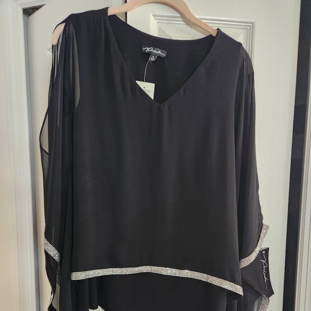 Dressy top, black w/silver trim